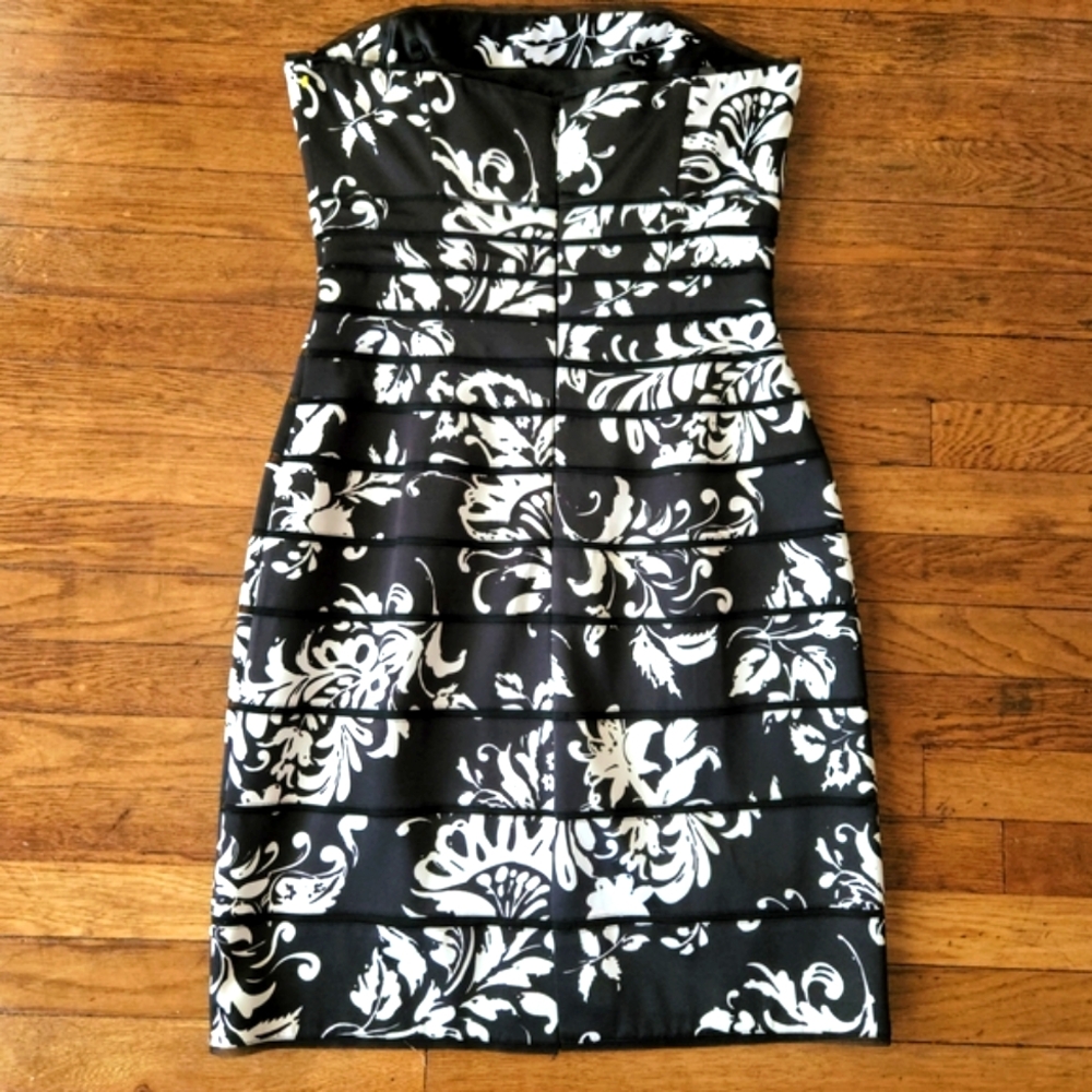 White House Black Market Strapless Black and White Dress Size 4 NWT - Picture 16 of 16